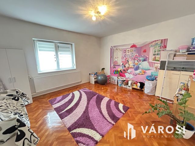 Eladó, felújított családi ház Hajdúsámsonban!!