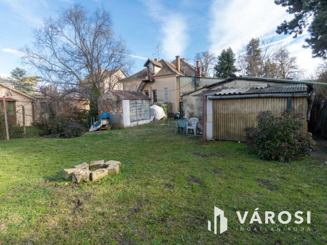 Felújítandó lakás közel a belvároshoz