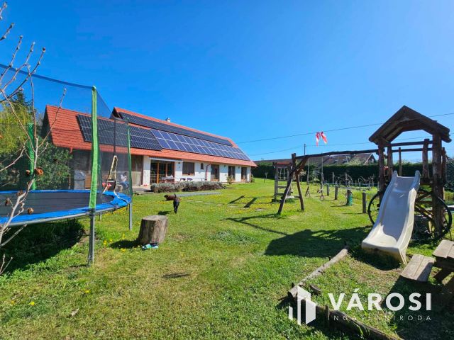 Álombirtok Pesthez közel