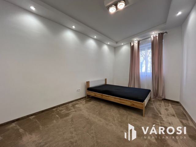 Debrecen Belvárosi 3 Szoba Nappalis Új Lakás Kiadó!