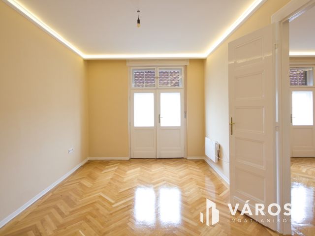 87 m2-es, első emeleti polgári lakás eladó