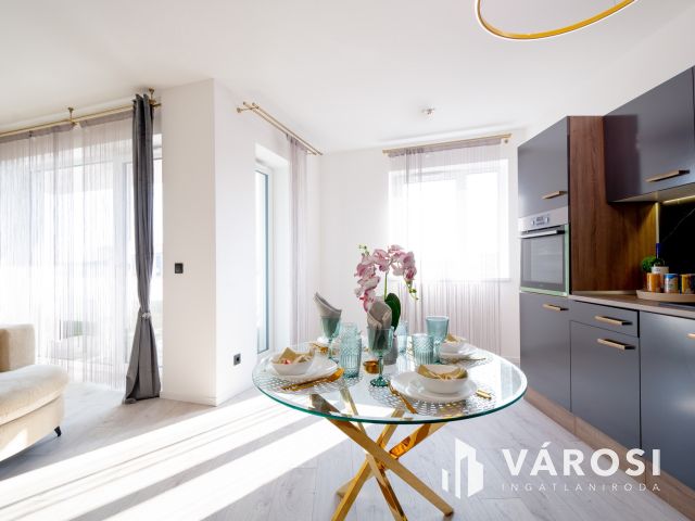 Nagy erkélyes, okosotthon a 13. kerületben