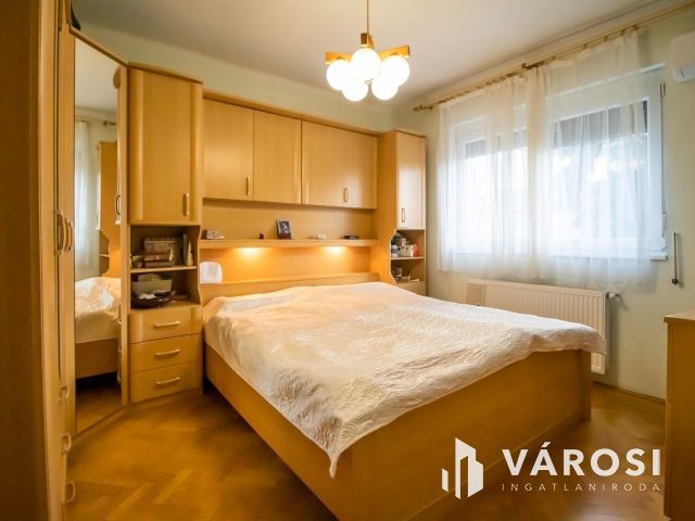 Kertvárosi nappali+2 szobás gyönyörű lakás