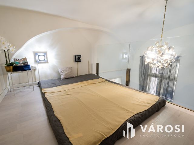 Befektetésnek ideális lakás a 6. kerület szívében