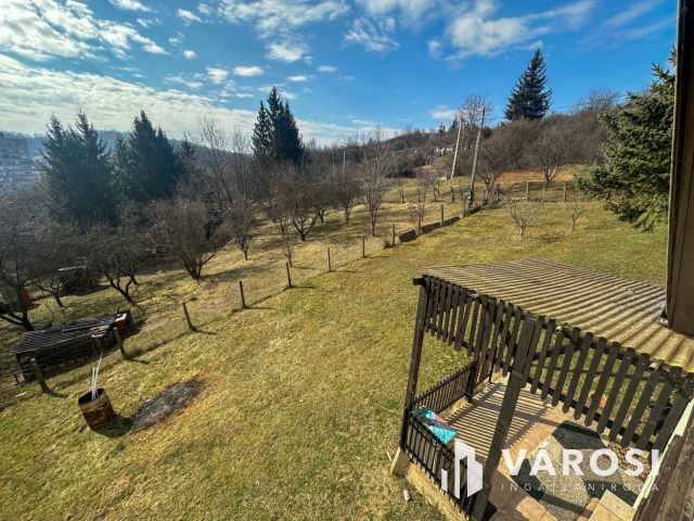 Kercseg Dűlőben, tégla épülettel, zártkert eladó!