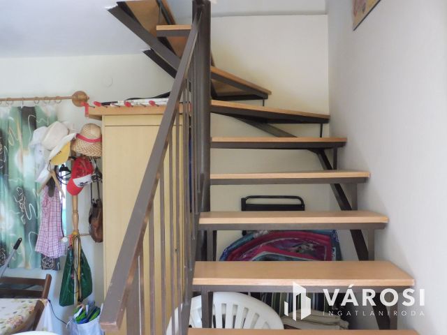 Jó minőségű "Őszibarack" jó áron eladó!