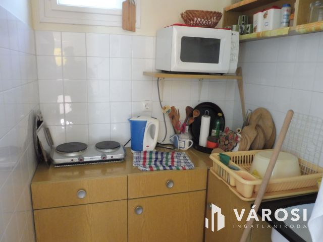 Jó minőségű "Őszibarack" jó áron eladó!