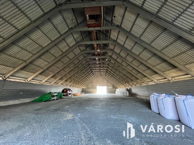 Rendkívül Jó Helyen, Debreceni Telephely Csarnokokkal!!!