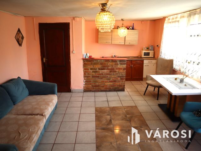 2 lakásos családi ház Siófok csendes részén eladó