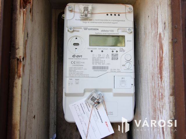 Alsóörsi retro nyaraló eladó