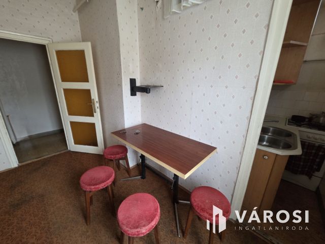 Bomba áron, ne késsen le róla!