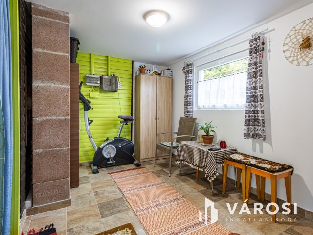 Művelés alól kivont zártkert, Szentmártonkátán eladó