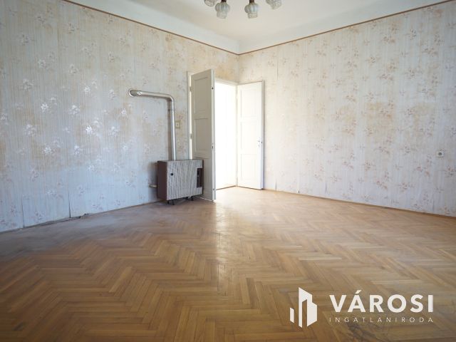 Kiskanizsán lehetőségekben gazdag családi ház